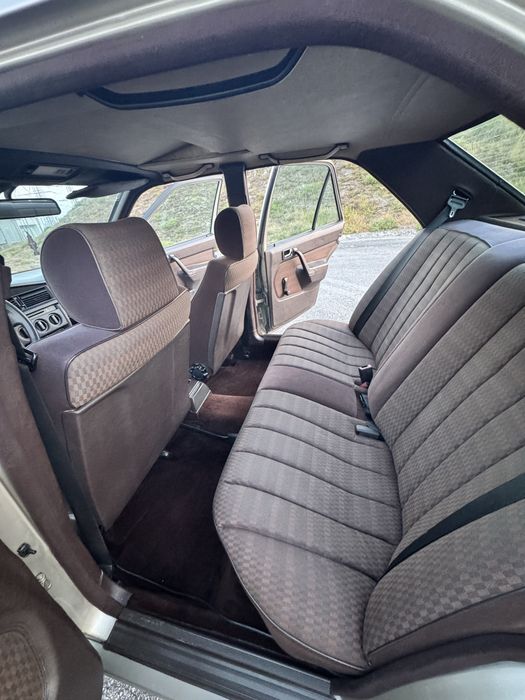 Mercedes-Benz 190D