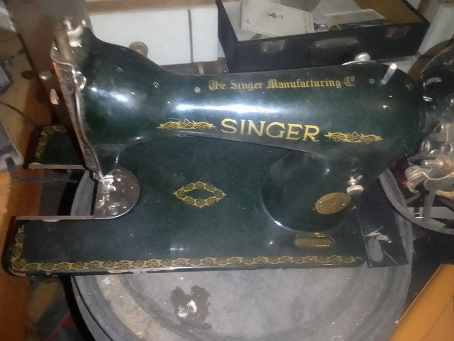 Makina Singer antiga vintage
