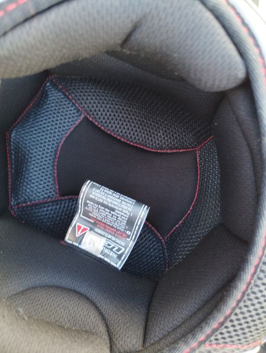 Capacete novo  só andou duas vezes