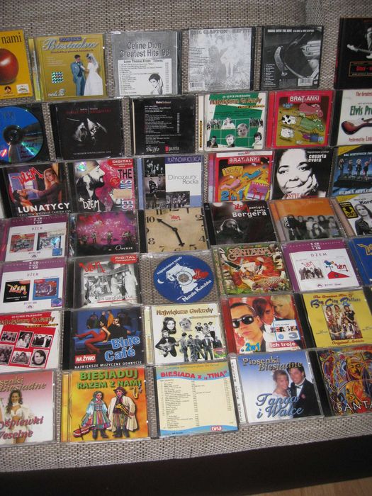 płyty CD   71 szt   w tym Santana ,Clapton  patrz specyfikacja