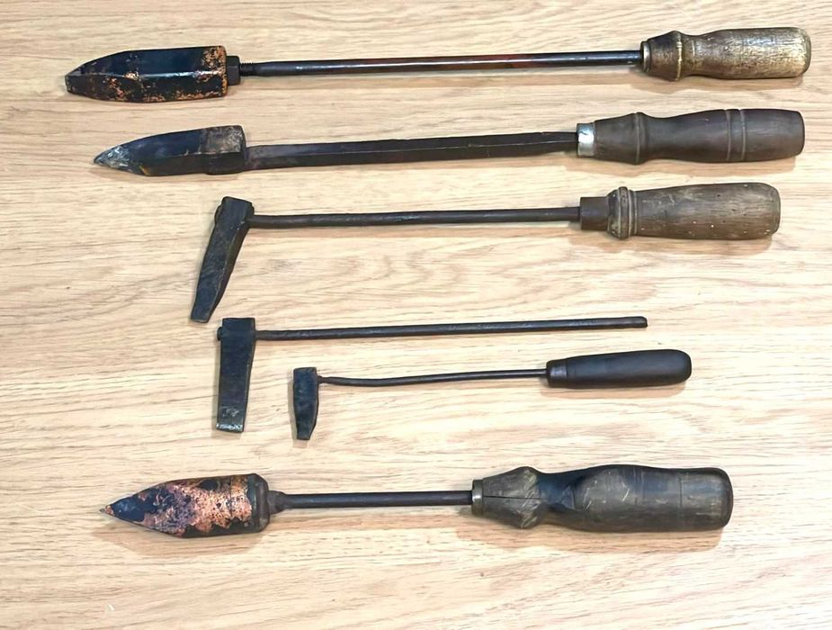 Ferramentas antigas, ferros de soldar centenários