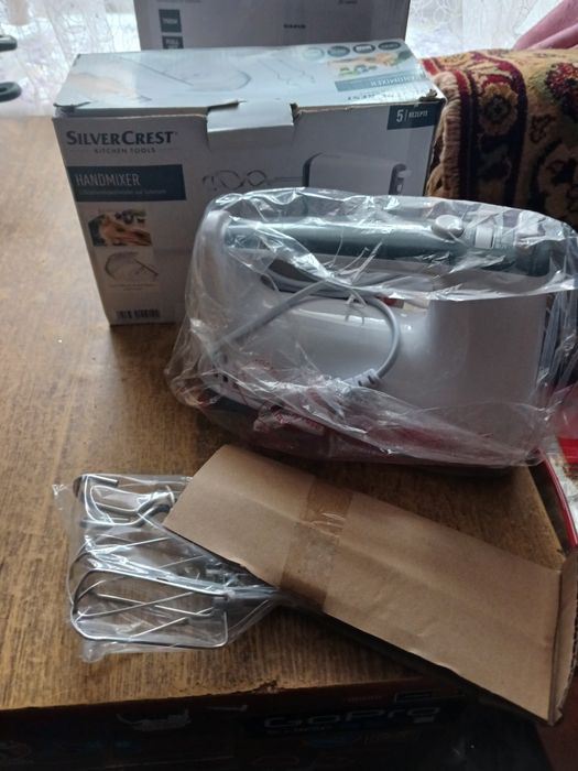 Миксер з 2 насадками, німеччина