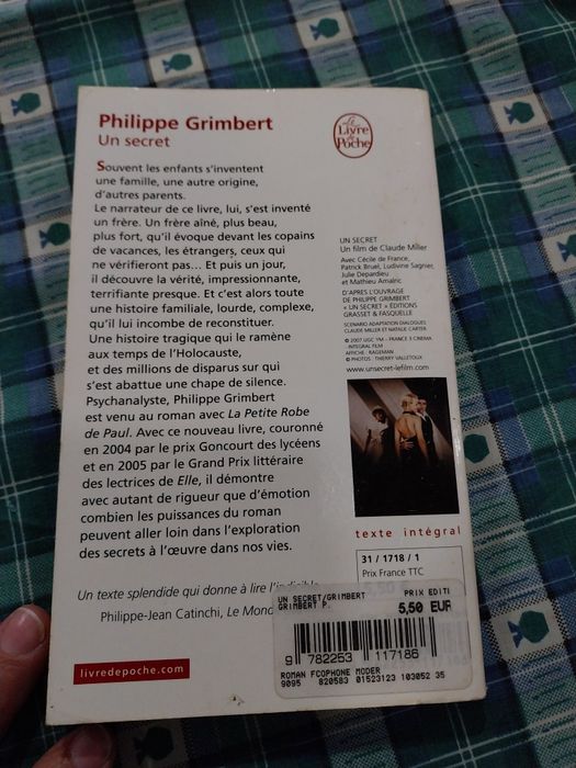 Un secret. Portes incluídos