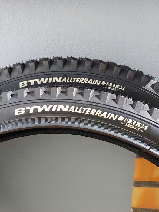 Pneus BTWIN Novos Roda 20