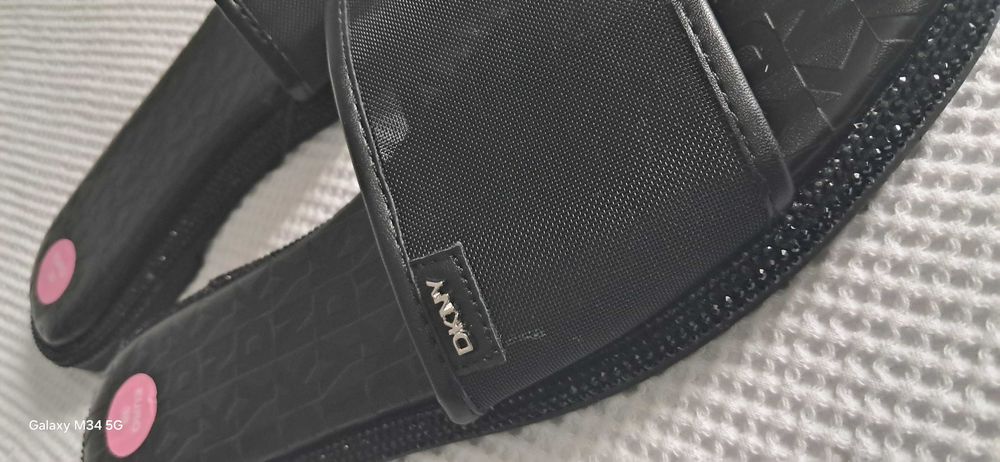 Klapki dkny nowe