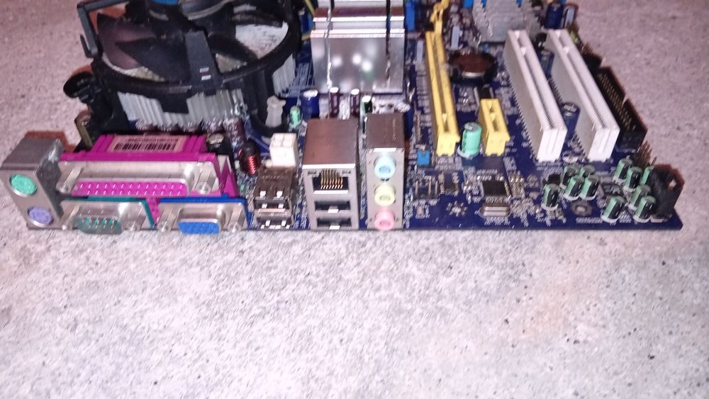 Bord Foxconn  com quadracor duo