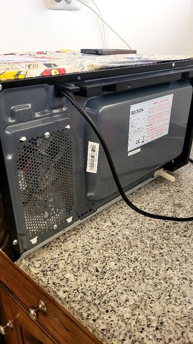 Microondas Becken 30l - mod. BMW 4477