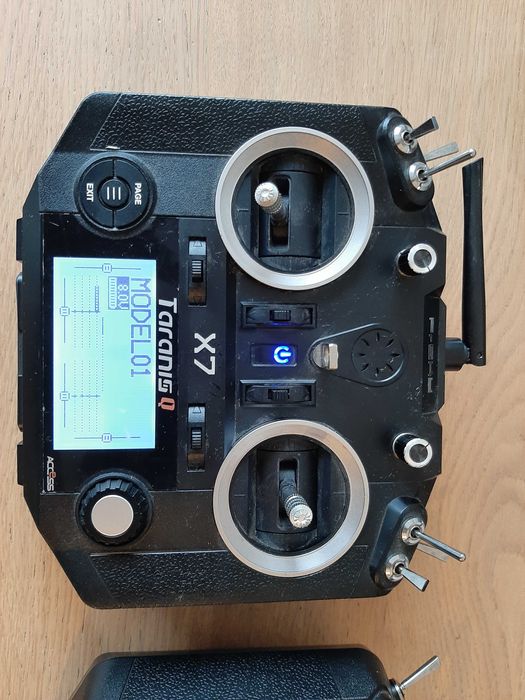Taranis Q X7 Access FrSky aparatura RC 2.4 GHz LBT nadajnik pilot FPV