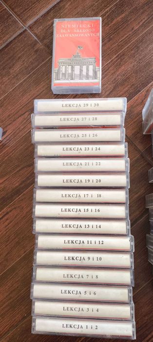 Komplet kaset do nauki ESKK Niemiecki dla średnio zaawansowanych