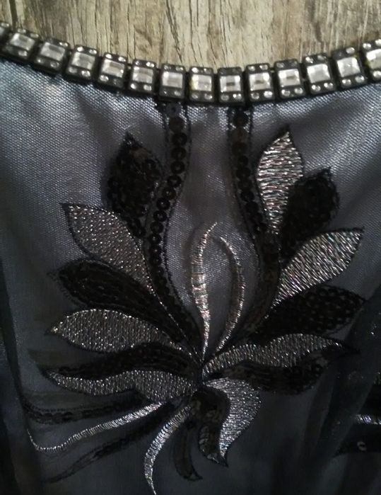 Вечірнє плаття максі