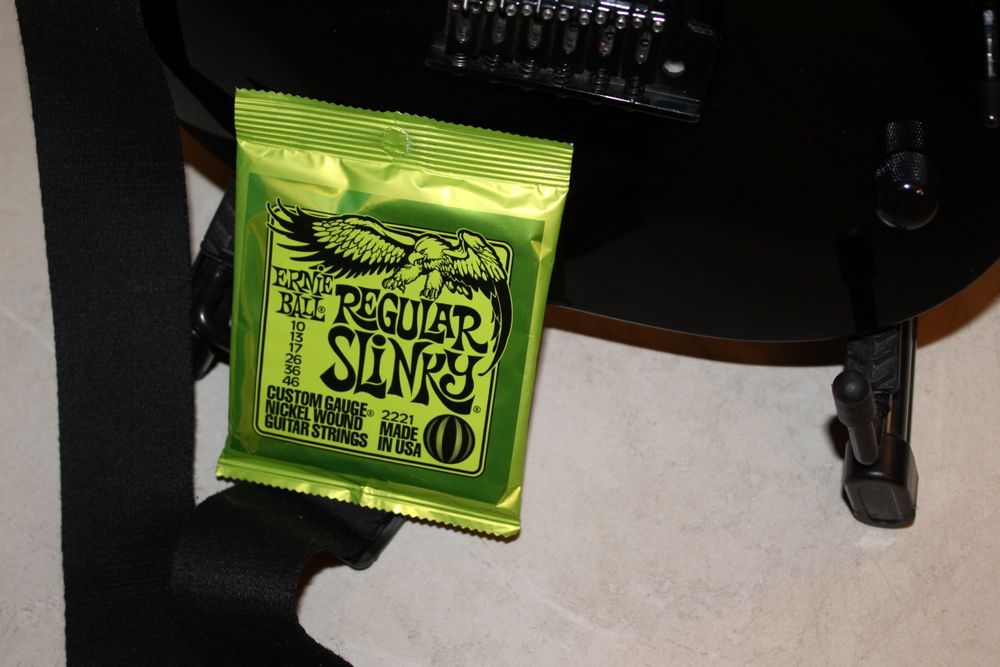 Електрогітара Jackson Dinky JS11