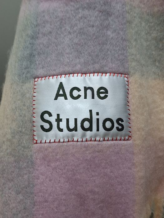 Acne studios szalik cudo
