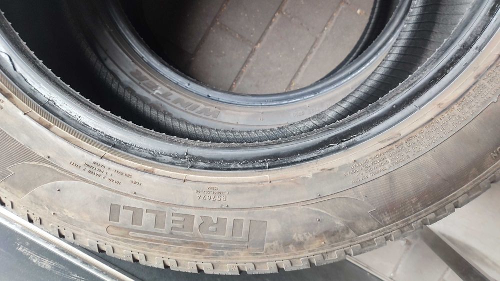 Продам гуму Мерседес 255/50 R19