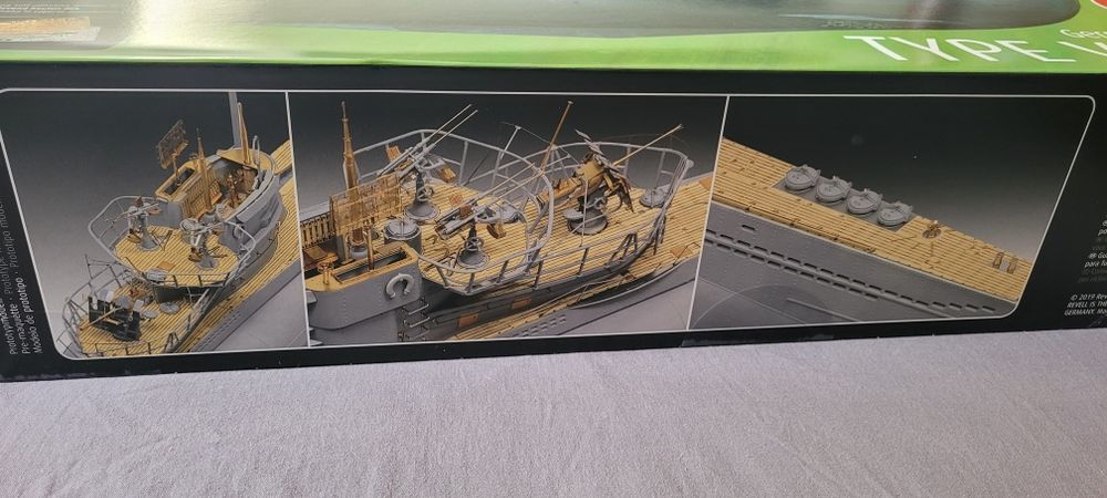 Submarino Revell 1:72 Type VII C/41 EDIÇÃO PLATINA kit modelismo