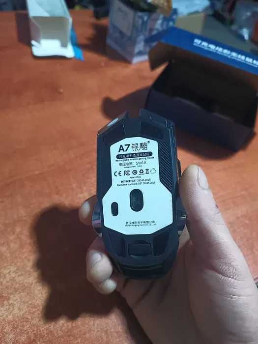 Bezprzewodowa mysz z możliwością ładowania - bateria 400mAh regul.DPI