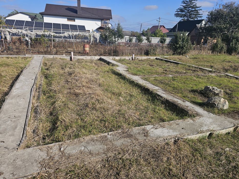 Продам земельну ділянку Заріччя