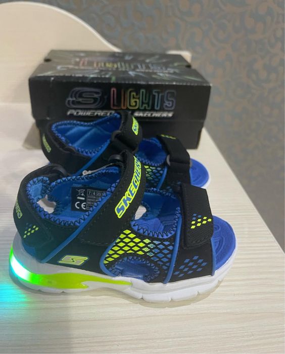 Skechers lights підсвітка розміри від 27,5 до 35