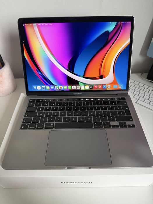 Macbook Pro 13” Touch Bar M1 8/256gb Space Gray