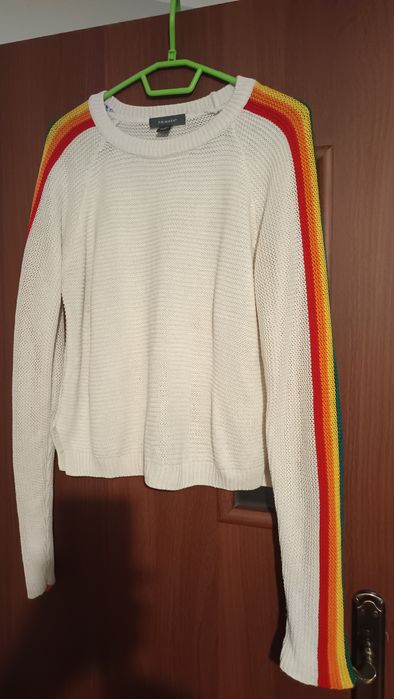 Akrylowy sweterek damski rozmiar 38/40