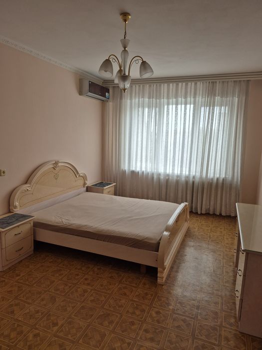 Сдам 2-х комнатную  квартиру на Добровольского/ Затонского