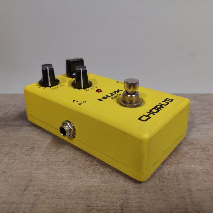 Nux CH-3 Chorus efekt gitarowy