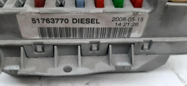 Caixa fusíveis / SAM / BSI FIAT Doblo Cargo (223_)