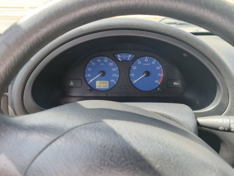 Citroen Saxo 1.1 gasolina