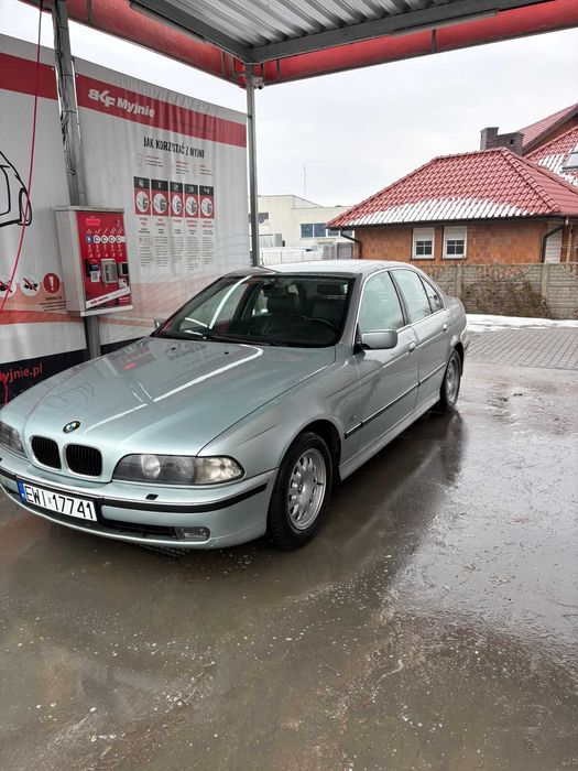 BMW E39 2,8 benzyna z gazem 1997 rok