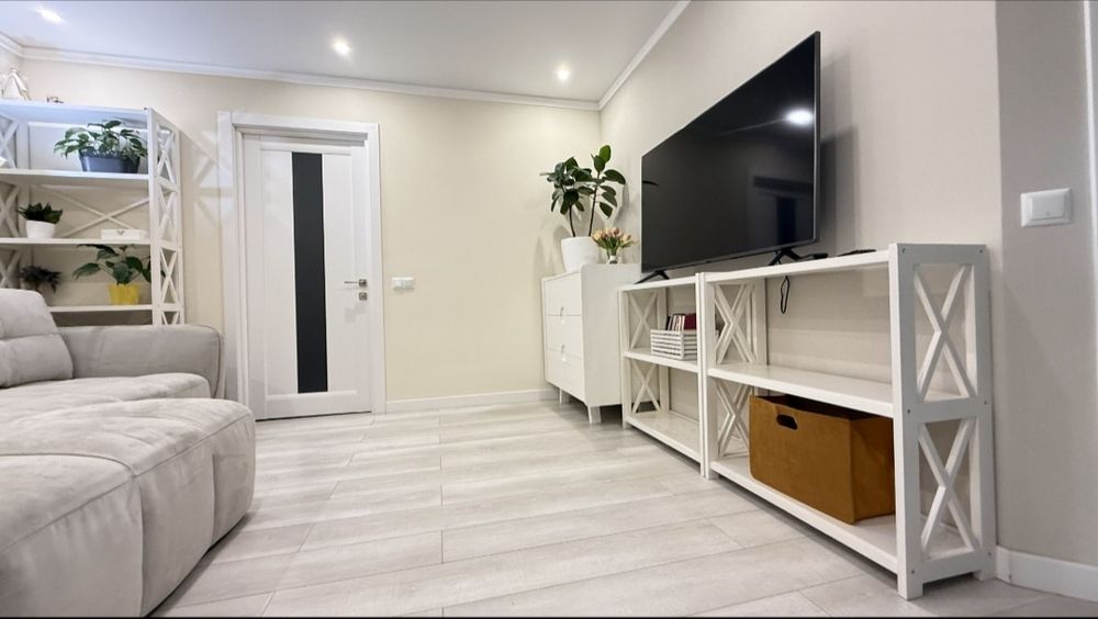 ТОПова квартира! Супер локаці! Келецька 99Б! 2 спальні+ вітальня!