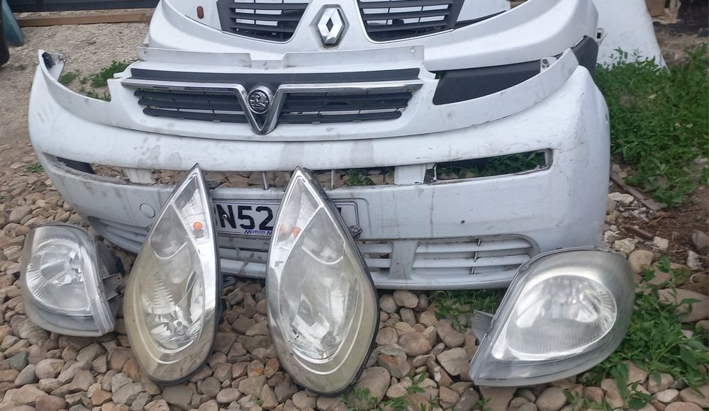 Переднє крило ліве праве Renault Trafic vivaro primastar