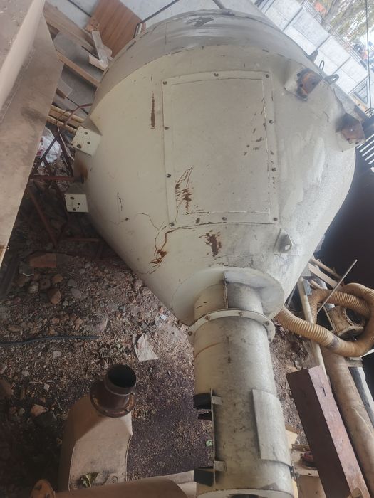 Продам бункер-змішувач Охолоджувач з вібро-ситом ОГМ-1.5