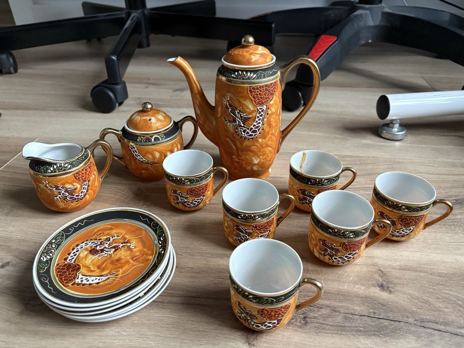 Zestaw Japońskiej porcelany