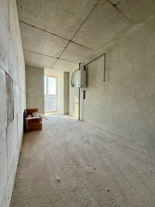 Продаж просторої 2-кімнатної квартири в Новобудові.