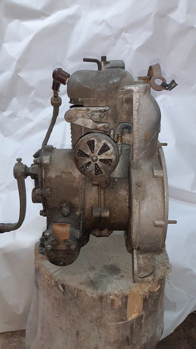 Двигун ЗИД ссср робочий