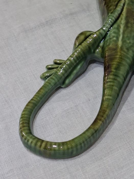 Lagarto , Sardão  , Iguana em cerâmica das Caldas
