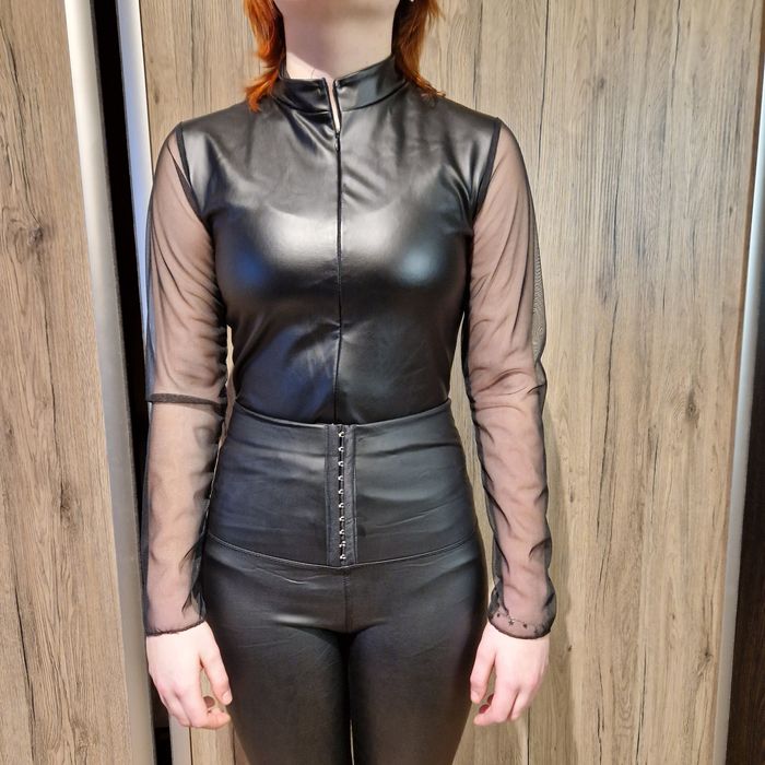 Leginsy ,spodnie ekoskóra S Włochy