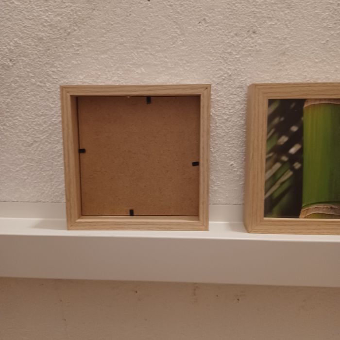 Molduras decorativas com estampas