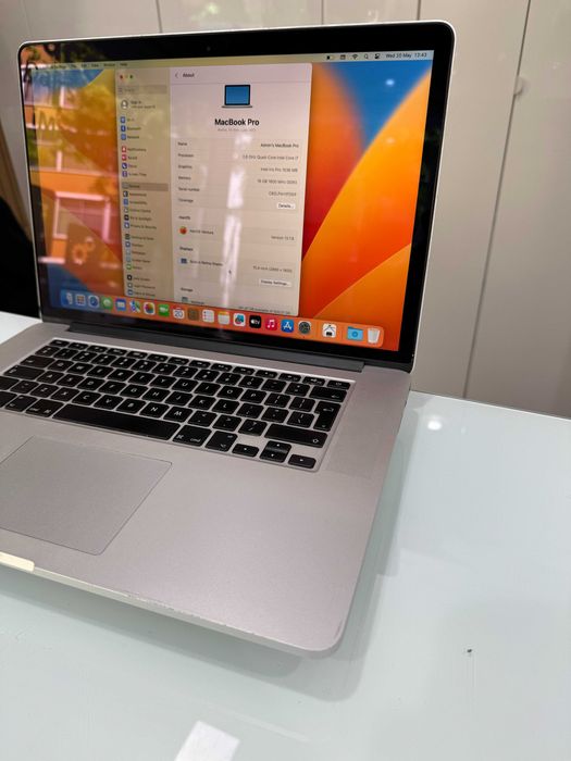 Macbook pro Retina 15” de  2014 intel i7 16GB RAM 500GB SSD IOS Ventura