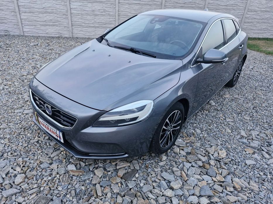Volvo V40 Inscryption!!!