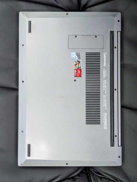 Тонкий ноутбук Gateway 15 AMD Ryzen 7 3700 8Gb DDR4 128-1Tb SSD m.2