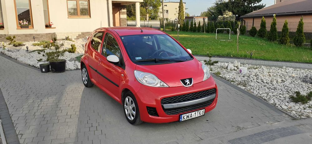 Peugeot 107 z PL salonu. Benzyna 1.0 Wersja Urban Move. Klimatyzacja
