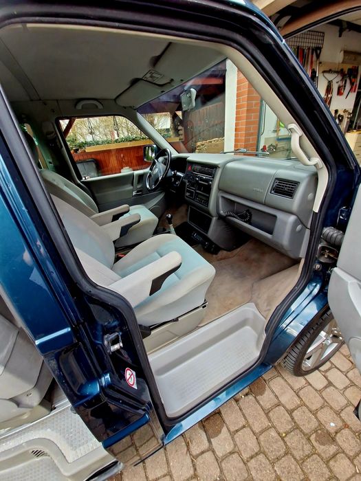 VW T4 Multivan Generation 180ps AXG