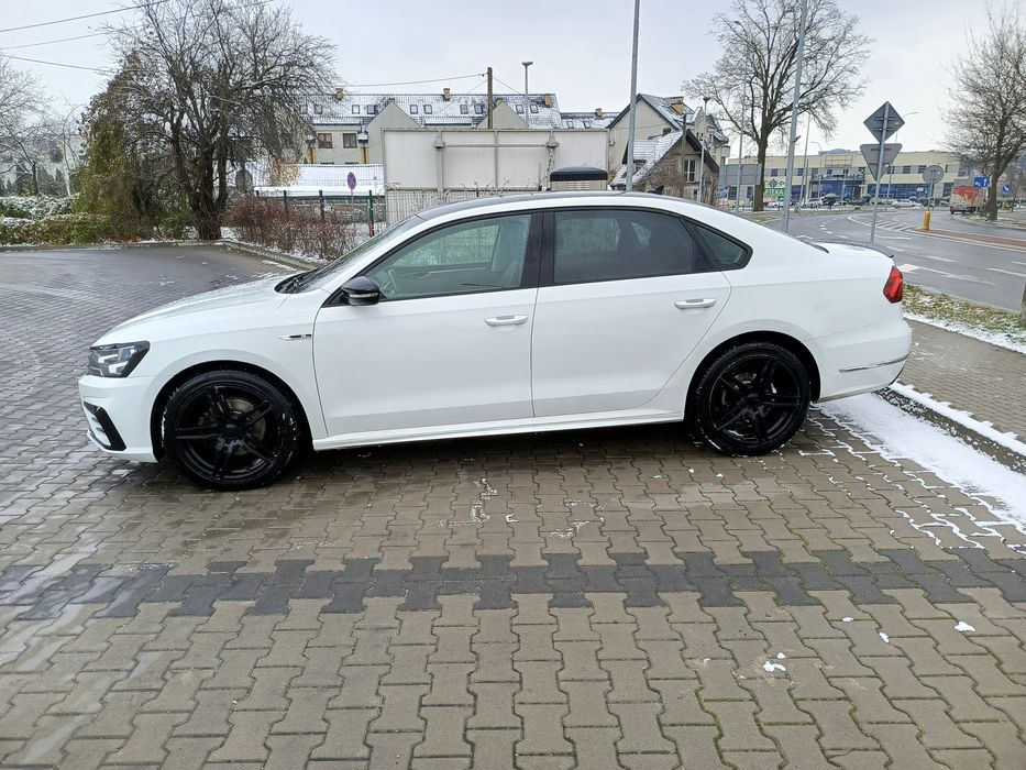 VW Passat B8 R-line Black 2.0 tsi