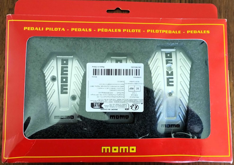 Pedais Aluminio MOMO Novos Embalagem Original
