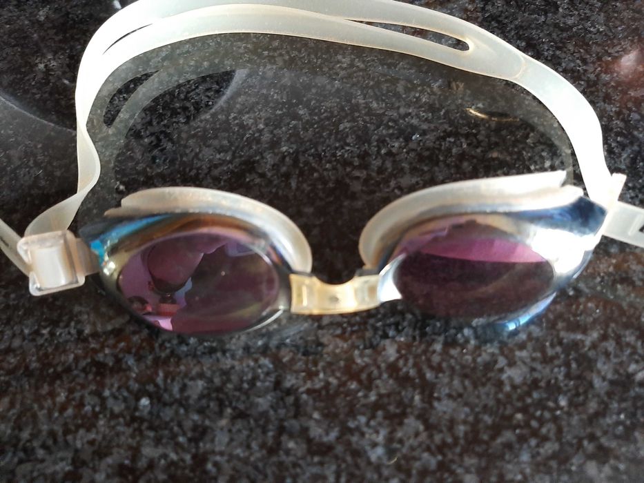 Óculos para piscina