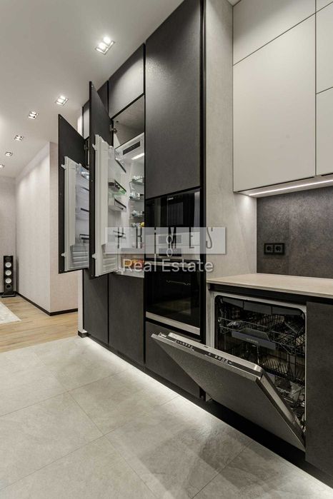 Продаж 4к квартири, ЖК Бульвар Фонтанів, вул. Саперне Поле, 5