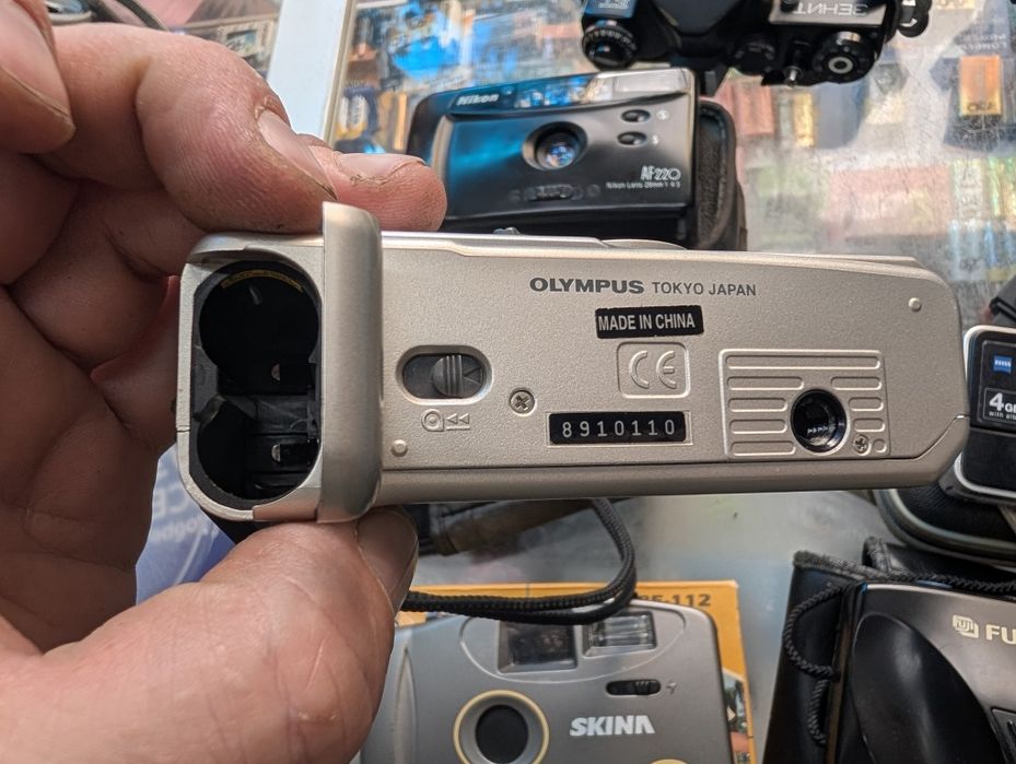 Olympus Trip 500 Автоматичний плівковий фотоапарат камера 28 мм