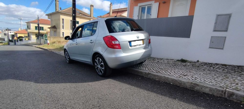 Skoda Fabia 1.2 com 109000km 2011