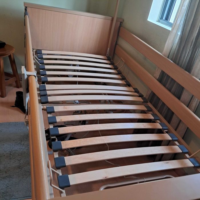 Cama articulada eléctrica
