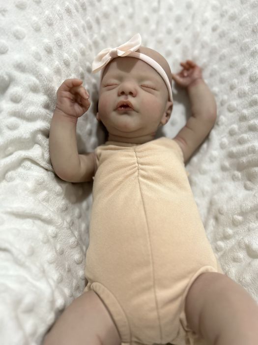 Bebé reborn boneca feita à mão